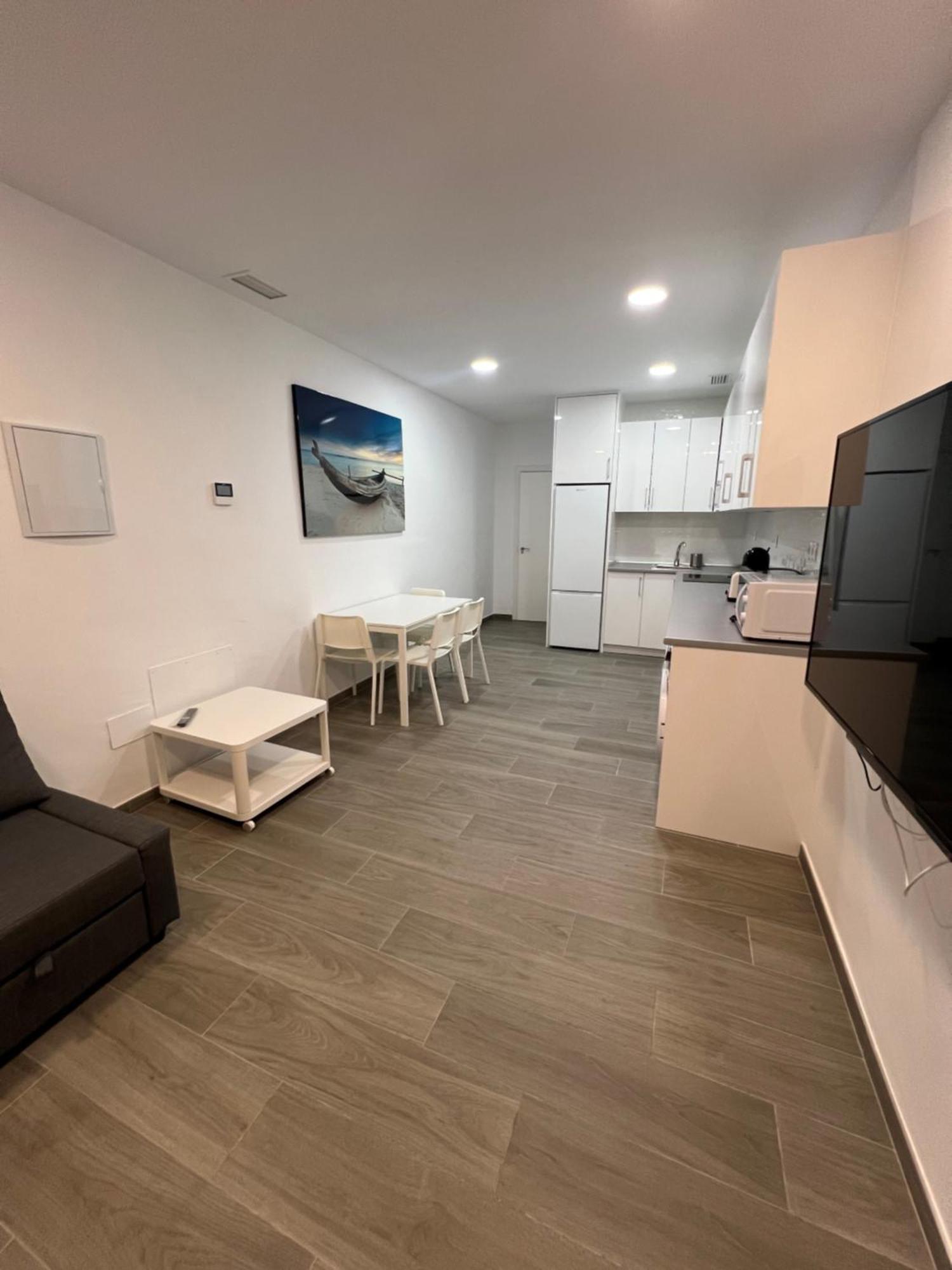 Apartamentos Montalvo Metropolis A Торремолінос Екстер'єр фото